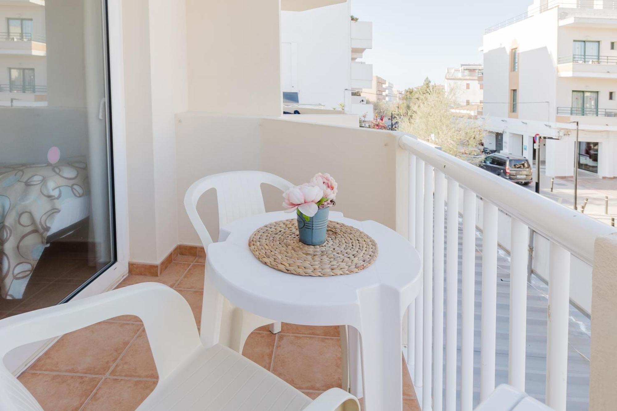 Apartamentos Timon - Emar Hotels Es Pujols Dış mekan fotoğraf